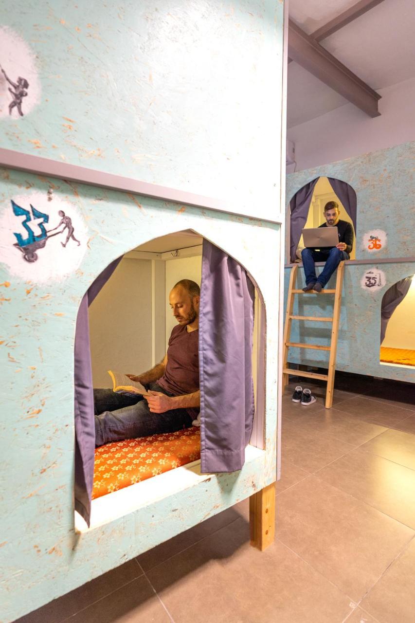 Eco Akko Hostel Buitenkant foto